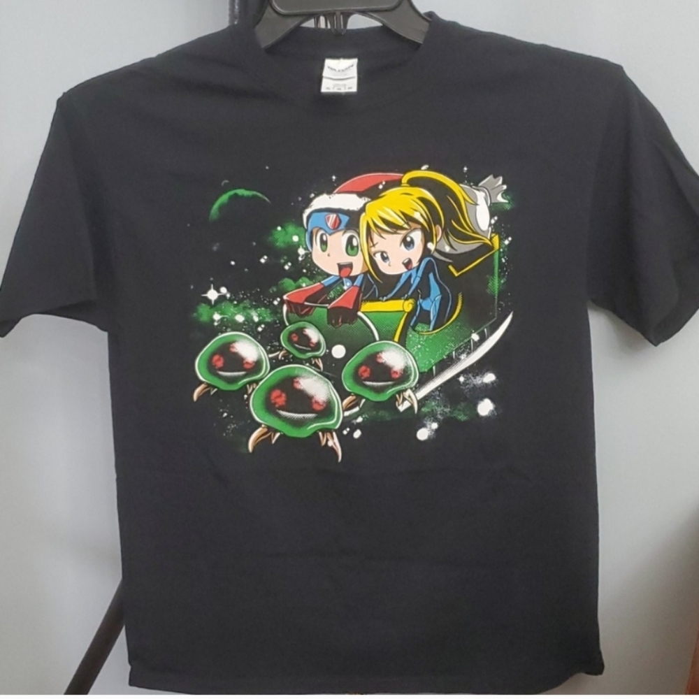 Gildan Black and Green Short Sleeve Tee with Graphic Design